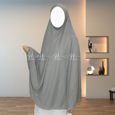 Makhna hijabs ready to wear, crafted from the best cotton jersey fabric. Comfortable, stylish, and perfect for everyday wear