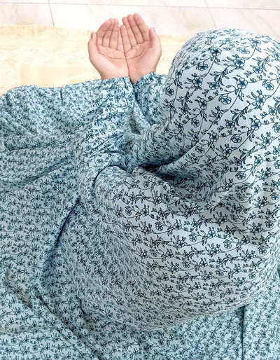 Best quality namaz chadar with stitched sleeves, lightweight, airy, summer-friendly, and ready to wear. Comfortable and affordable prayer khimar