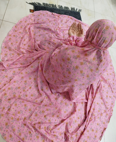 Stitched prayer chadar with headband and coverage